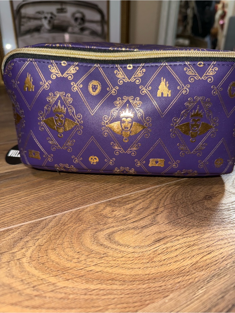 Bath & Body Works x Disney Villans Evil Queen Cosmetic Pouch